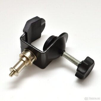 Úchyt atelierového vybavení - fotoatelier