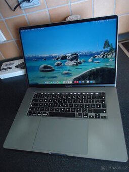 Apple MacBook Pro 16 Touch Bar