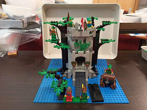 LEGO Castle 6077 Forestmen's River Fortress - 1