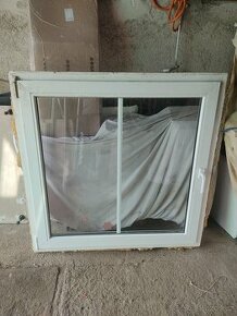 Plastové okno 115x115cm dvousklo