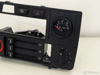 BMW E30 - Držák budíku (OBC)