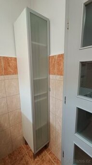 Vysoká koupelnová skříňka Lillangen IKEA