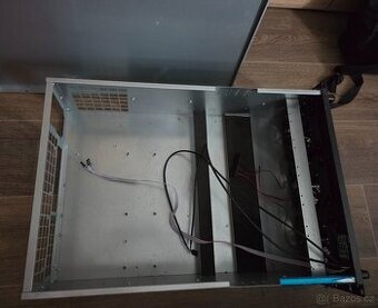 Serverové Skříně