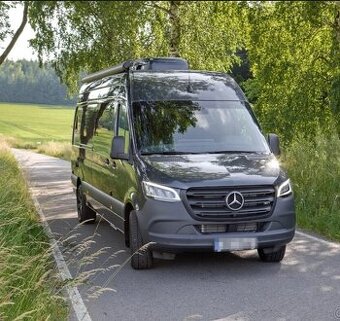 Obytný vůz Mercedes-Benz Sprinter 319 CDI (2023)