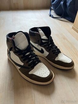 Travis Scott x Air Jordan 1 Retro High OG "Mocha" 45,5