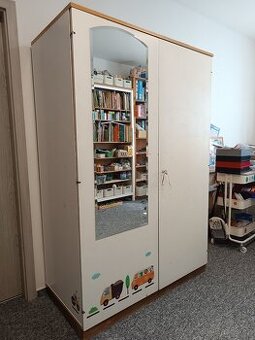 šatní skříň dvoukřídlá DARUJI ZA ODVOZ - 1