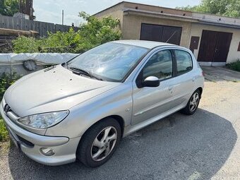 Peugeot 206 náhradní díly