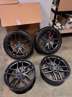 5x112 R20 Z Performance - 1