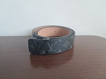 Louis Vuitton Belt Black