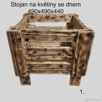 Dřevěný obal se dnem