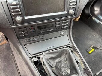 BMW E46 - 2 Din kastlík pro relokaci klimapanelu