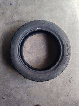 Zimní pneu 215/55 r 17