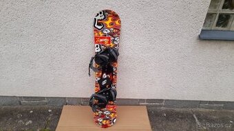 Kvalitní snowboard Hot Wheels 137 cm