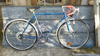 Silniční kolo ESKA