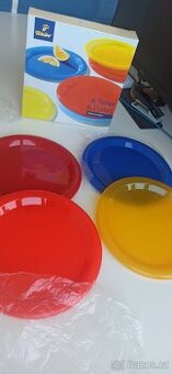 Sada plastových talířků Tchibo, 4 kusy