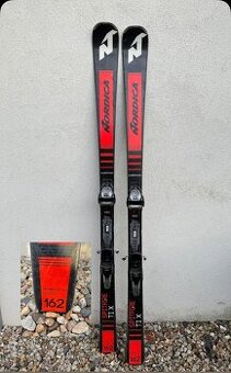 Kvalitní sjezdové lyže Nordica