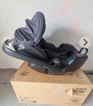 NOVÁ Autosedacka, vajicko Romer Britax