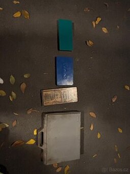 Sada závitníků a závitových oček