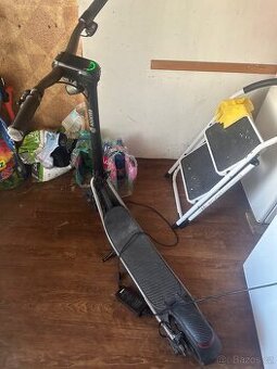 SPORTOVNÍ koloběžka z USA puvodni cena 54.000