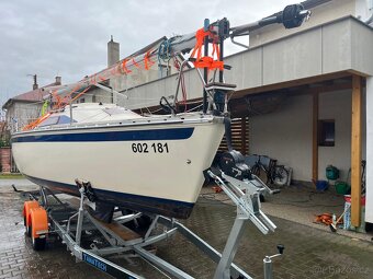 Kajutová plachetnice Friendship 27