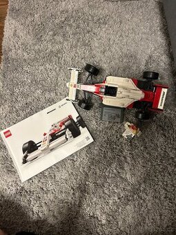 Lego McLaren MP4/4 & Ayrton Senna 10330