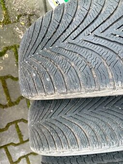 Pneumatiky zimni 205/50R17