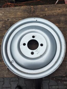 Přední ráfek na zetor 3011