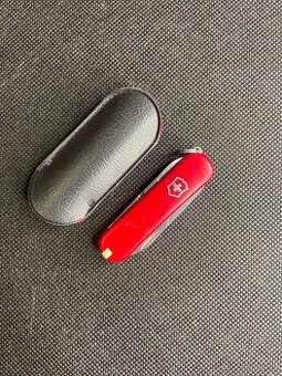 Mini švýcarský nůž Victorinox + pouzdro