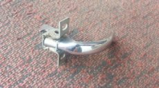 Fiat 600 D klika zadnich dveri