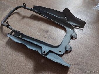 Jawa kyvacka - podsedlovy ramecek s madlem