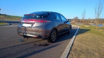 Honda Civic 8g 1.8 12/2011 Tažné zařízení