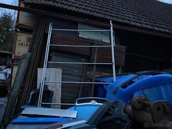 Zahrádka Ford Tranzit