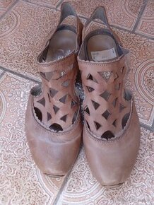 Kožené Boty Lodičky Sandále 39 - 1