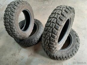 Prodám terénní pneu Kumho195/80 R15