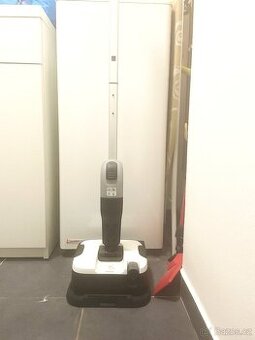 Prodám novou PODLAHOVOU MYČKU KARCHER