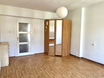 Pronájem bytu 2+1, 75 m2, Karlovy Vary - Rybáře