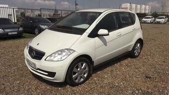 W169 A-klasse Mercedes na náhradní díly