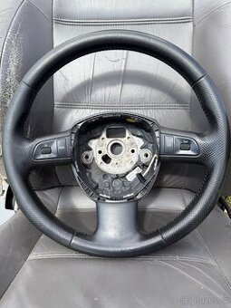 Volant z Audi a4 b7