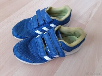 Botasky zn. Adidas vel. 33