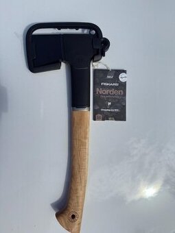 Sekera Fiskars Norden N10