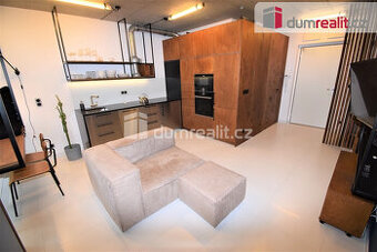 Pronájem exklusivního 1+kk, 47m² vč. zahrádky, rezidence Had