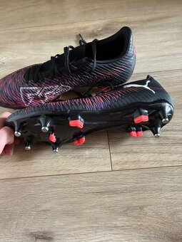 Kopačky Puma 40