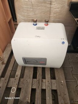 ELEKTRICKÝ BOJLER ARISTON TI 30 OR D – 30 LITRŮ
