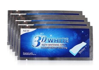 Bělící pásky na zuby 3D White
