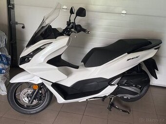 Honda PCX125 Jako nová