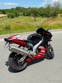 APRILIA RSV MILLE / 998 cm3 / 92 kw / 2002 r.v