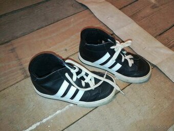 Boty Adidas NEO 25 - 1