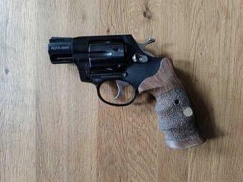 Nová flobertka Alfa proj 9 mm