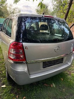 Prodám Opel Zefira na díly, motor 1.9 TDI 88 kW.