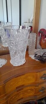 Broušená váza výška 30 cm